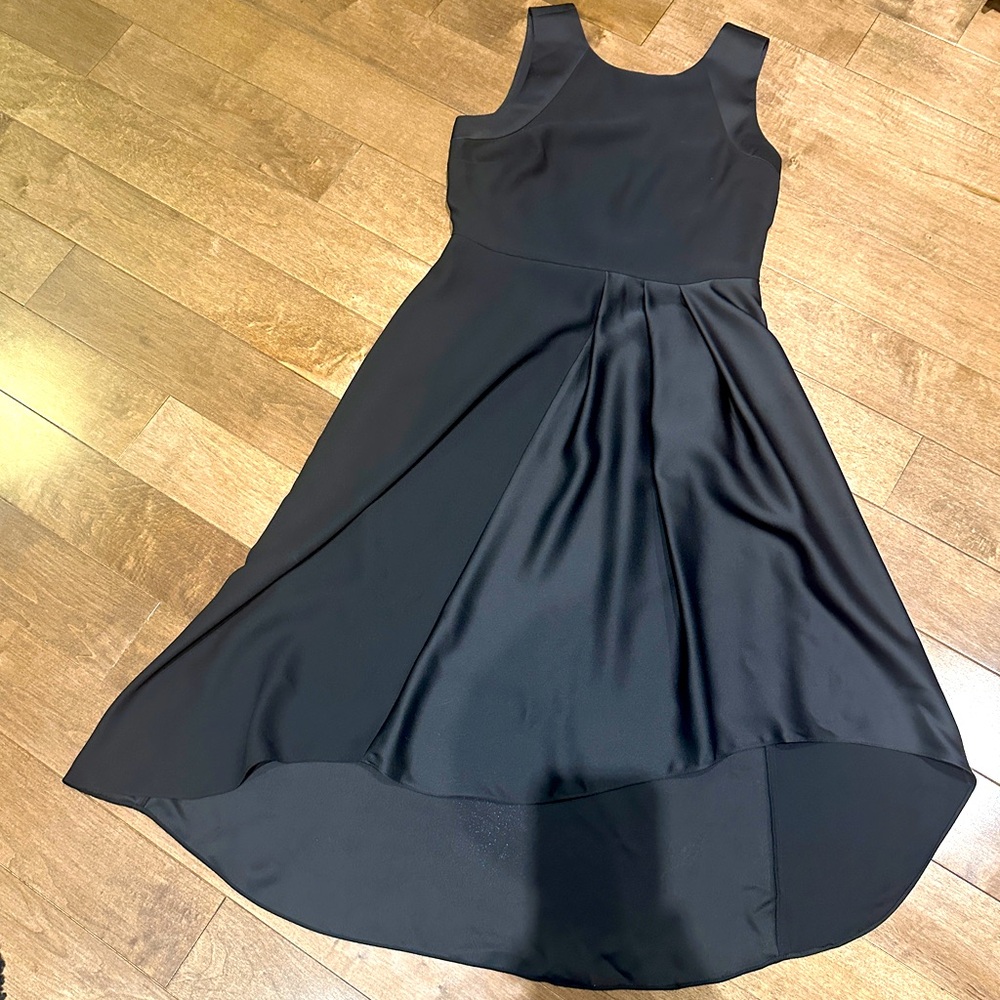 BANANA REPUBLIC • Elegant Black Sleeveless Dress